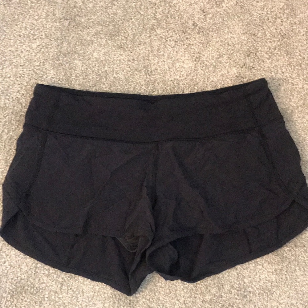 Lululemon Speed Up Short - size 6